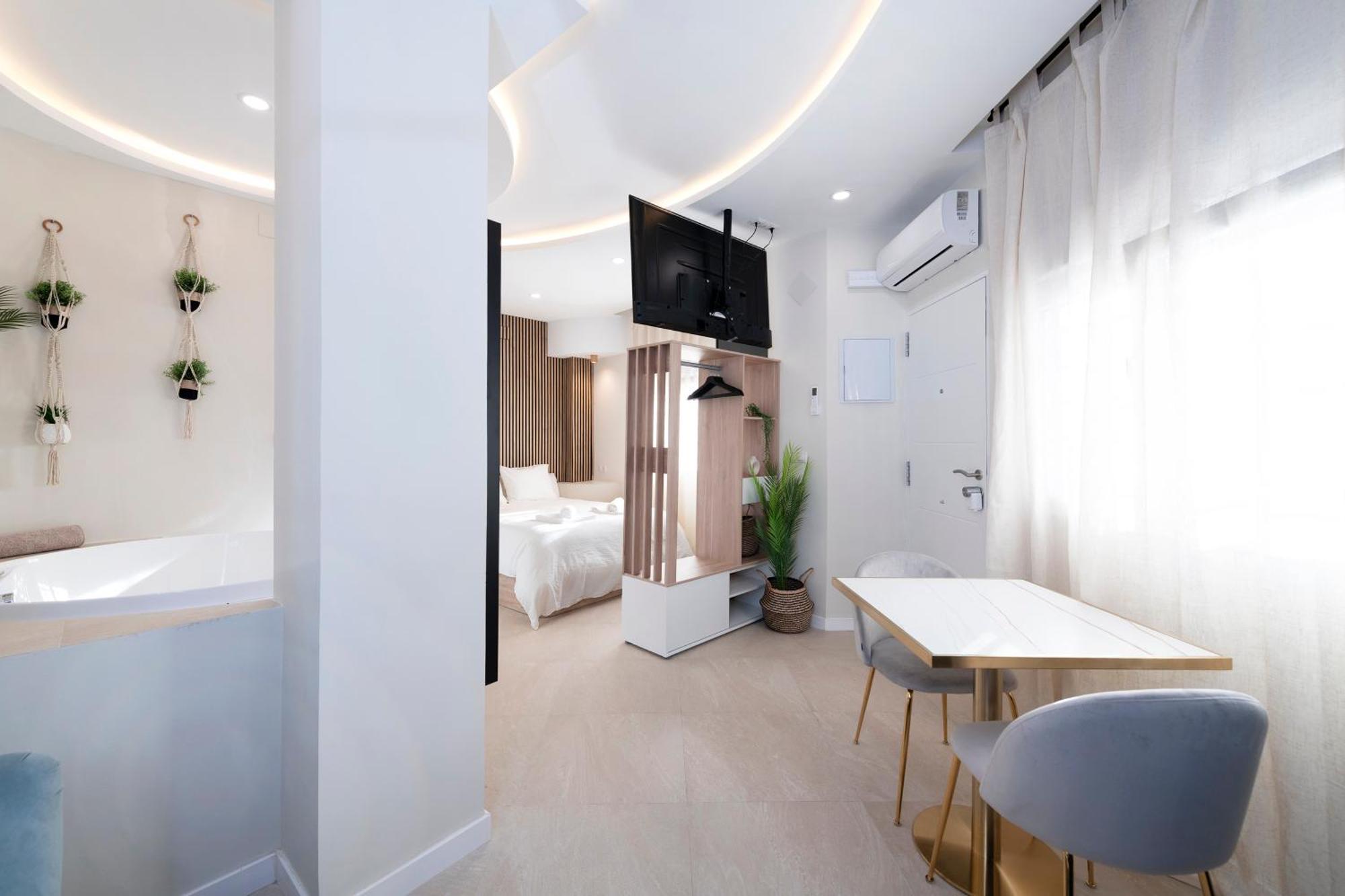 Malaga Boutique V.V Luxury Jacuzzyアパートメント エクステリア 写真